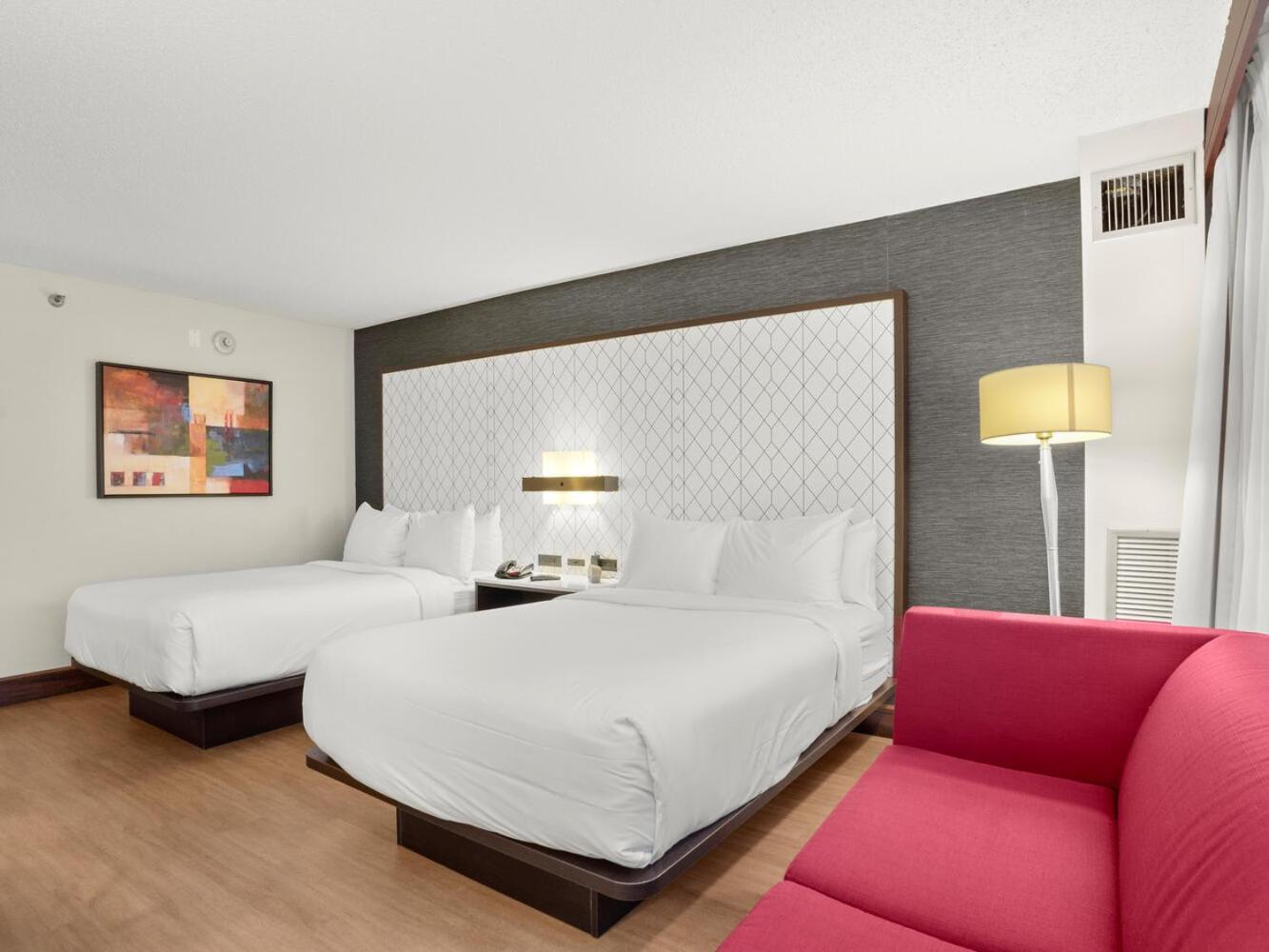 The Armon Stamford Hotel & Conference Center Dış mekan fotoğraf