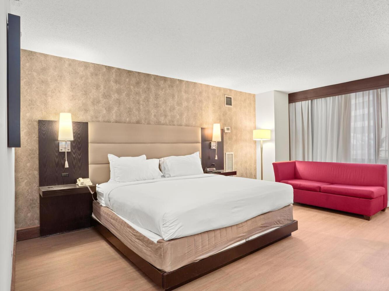 The Armon Stamford Hotel & Conference Center Dış mekan fotoğraf